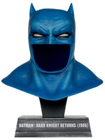 DC Direct: Batman - Batman Cowl (Dark Knight Returns 1986) Replica - 1/3